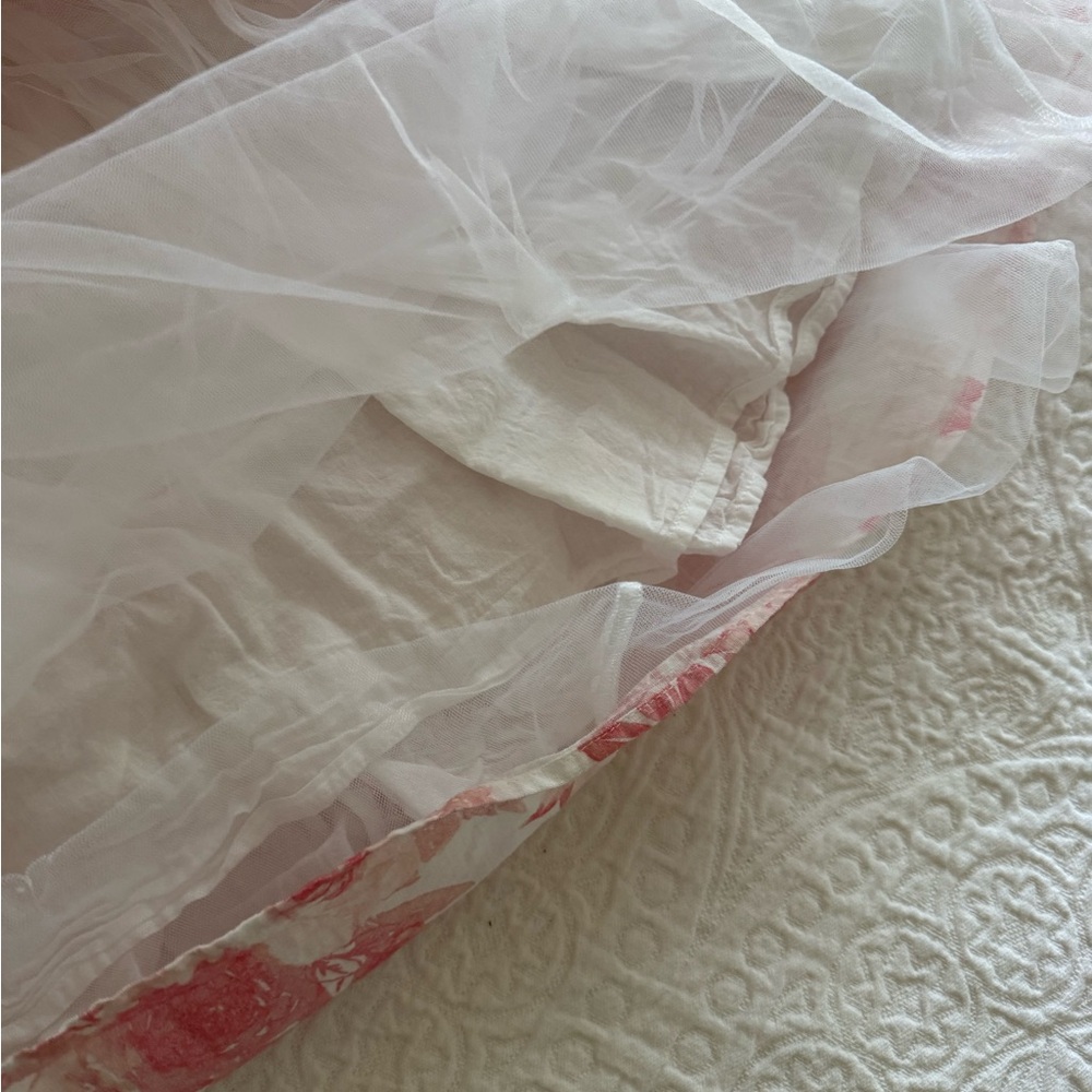 Floral Pink and White Dress - Picture 6 of 6